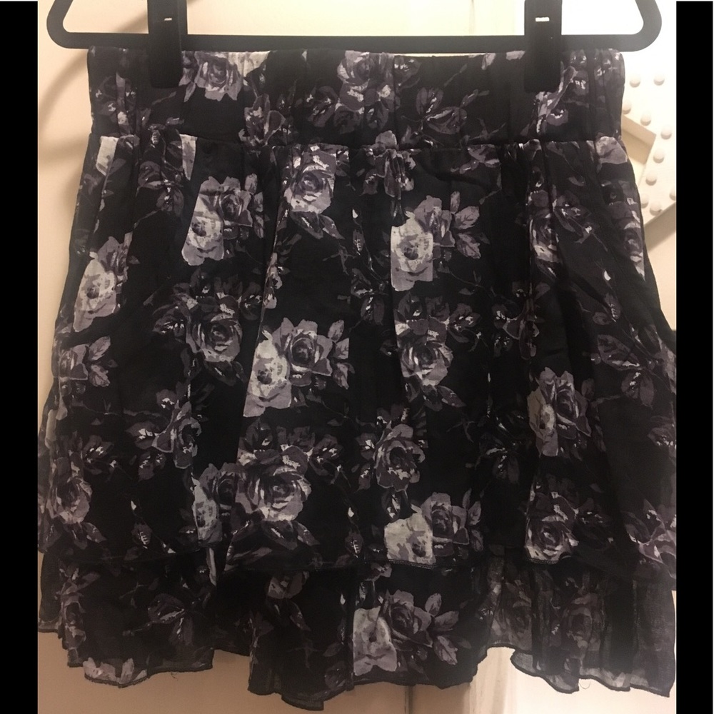 Mini floral skirt